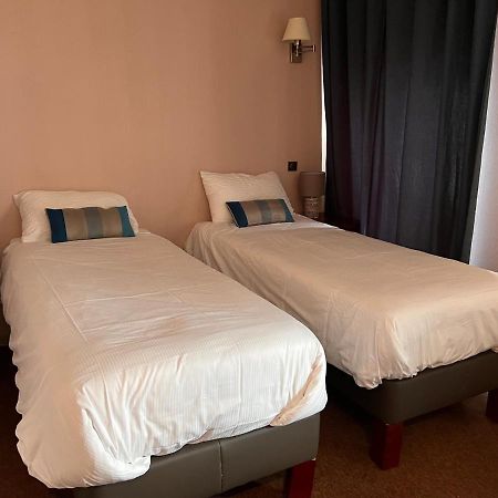 Logis Hotel De France La Cote-Saint-Andre المظهر الخارجي الصورة